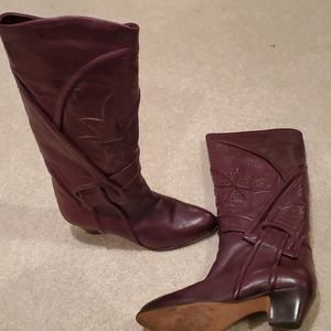 Vintage Linda lambskin boots made in Italy.